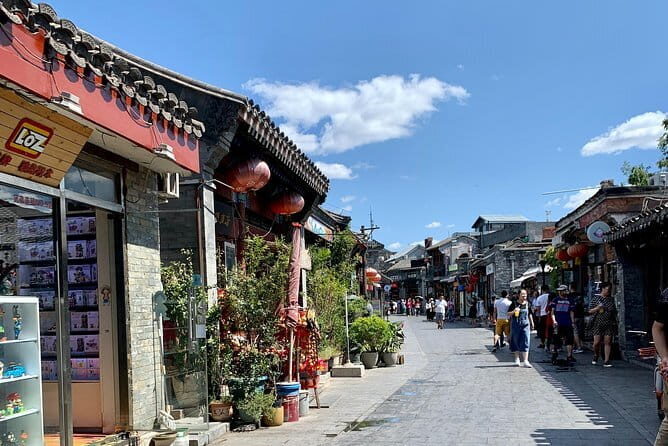 Explore the Hutongs at Houhai Lake area with the imperial afternoon Tea. - A Closer Look at the Itinerary: What You’ll Experience