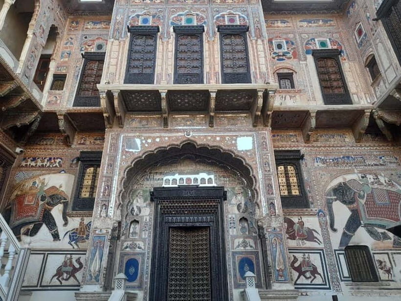 Explore the open art gallery town of Mandawa on a day tour - What’s Included and What’s Not
