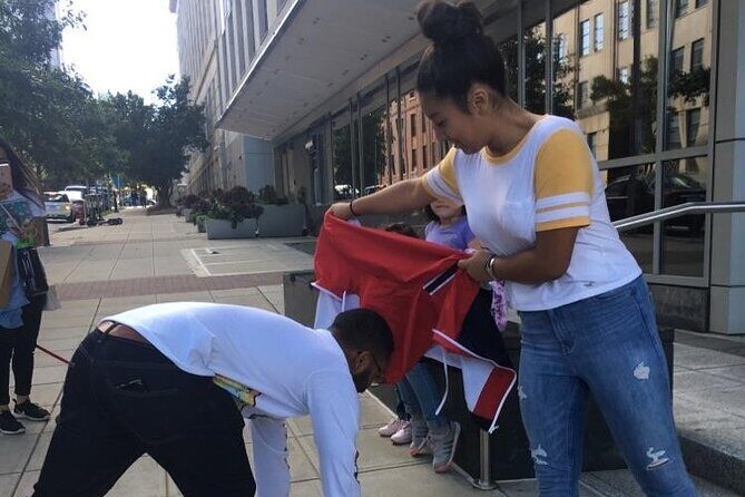 Explore Windsor with a Unique Scavenger Hunt by Crazy Dash - Who Should Consider This Experience?