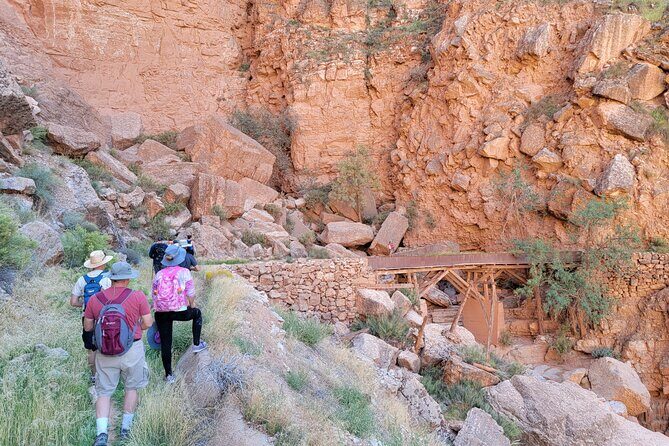 Exploring the Historic Hurricane Canal - Who Should Consider This Tour?
