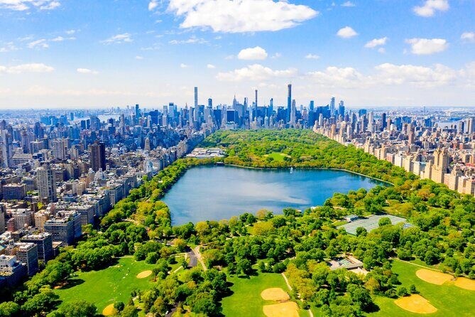 Falling in Love in NYC: Self-Guided Romantic Story Walk - Authentic Experience and Authenticity