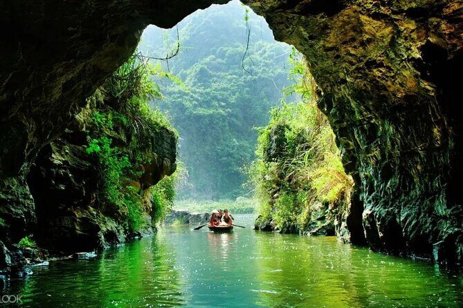 Fantastic Trip 5 Day Sapa - Ninh Binh and Halong Cruise - Ninh Binh: Land of Ancient Temples and Limestone Caves