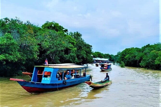 Floating Village at Tonle Sap Lake & Siem Reap City Tuk-Tuk Tour - Authenticity and Responsible Travel