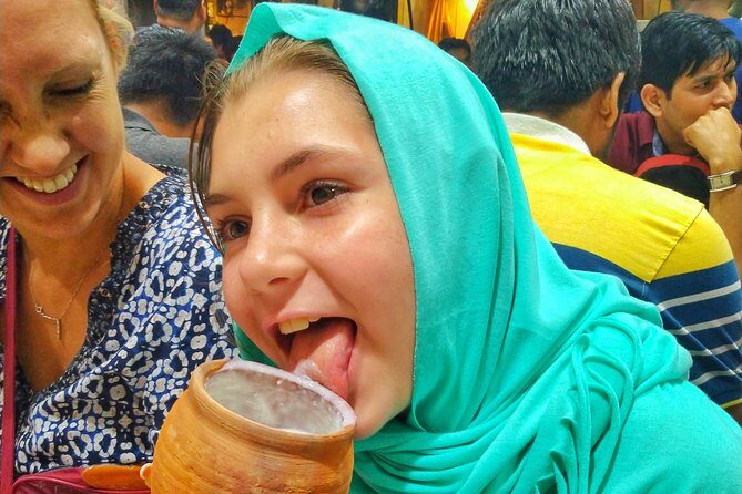 Food-Temples-Spice Market- Heritage & Cultural Walk in Old Delhi - Exploring Old Delhi with Food, Temples, and Spice Markets