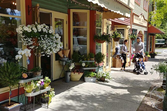 Fort Langley & Vineyard Explorer Private Tour - Who Should Book This Tour?