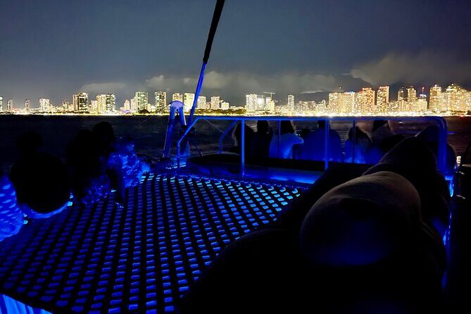 Friday Night Firework Cruise in Waikiki - FAQs