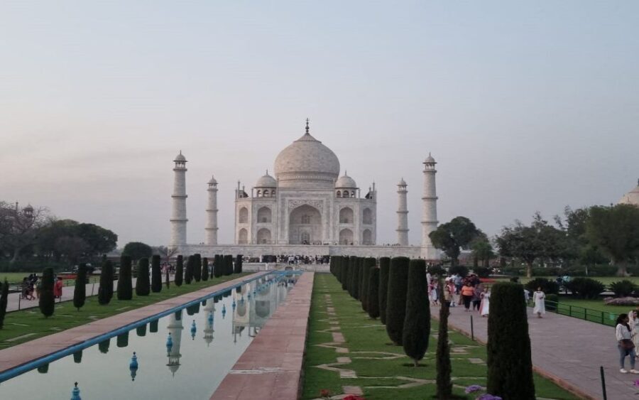 From Agra: One Day Trip of Taj Mahal & Fatehpur Sikri - What’s Included and What to Keep in Mind
