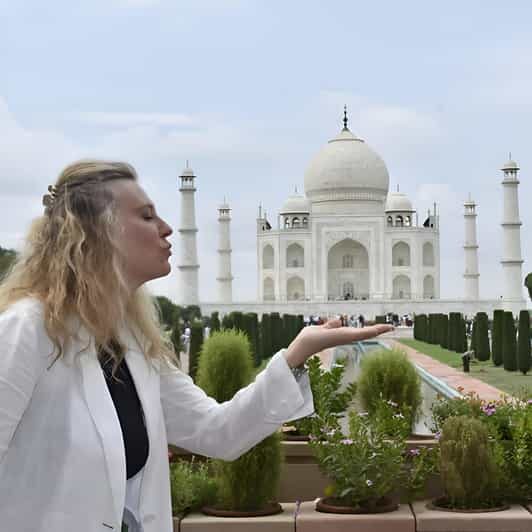 From Agra - Skip the Line: Taj Mahal & Agra Fort Tour by Car - Why This Tour Works Well