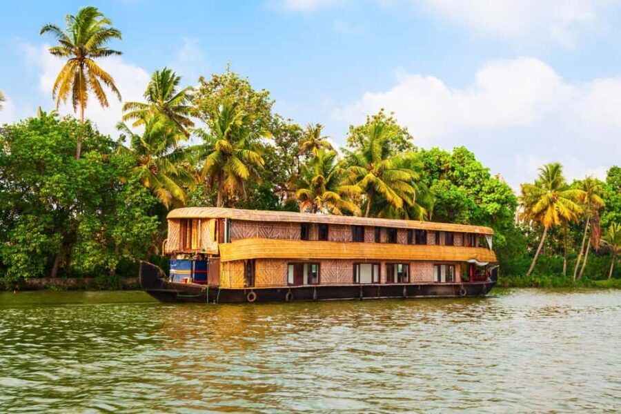 From Cochin: Overnight Houseboat Cruise with Transfers - A Few Considerations