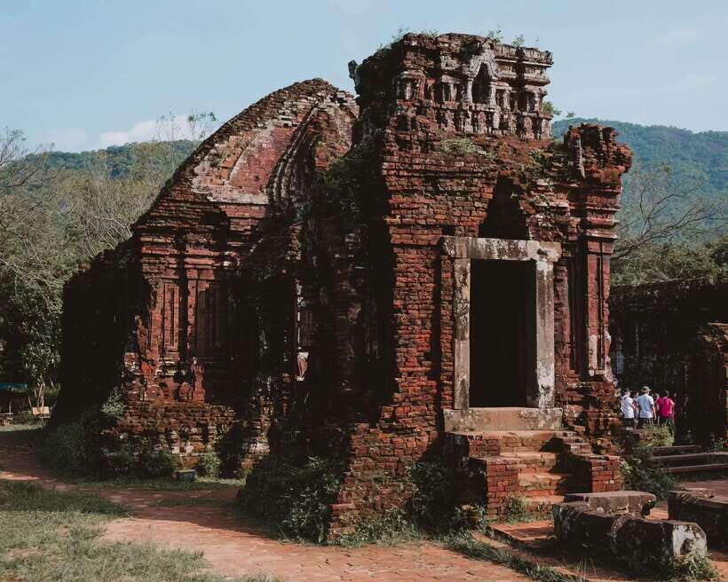 From Da Nang/Hoi An: My Son Sanctuary Half-Day Private Tour - Detailed Review of the My Son Sanctuary Half-Day Tour