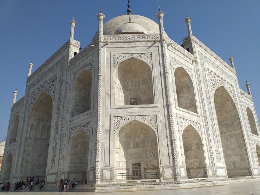 From Delhi: Agra Overnight Tour By Car with accommodation - Why This Tour Is a Good Deal