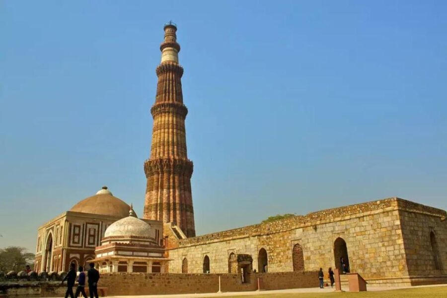 From Delhi: Old and New Delhi Sightseeing Tour with Guide - Who Will Love This Tour?