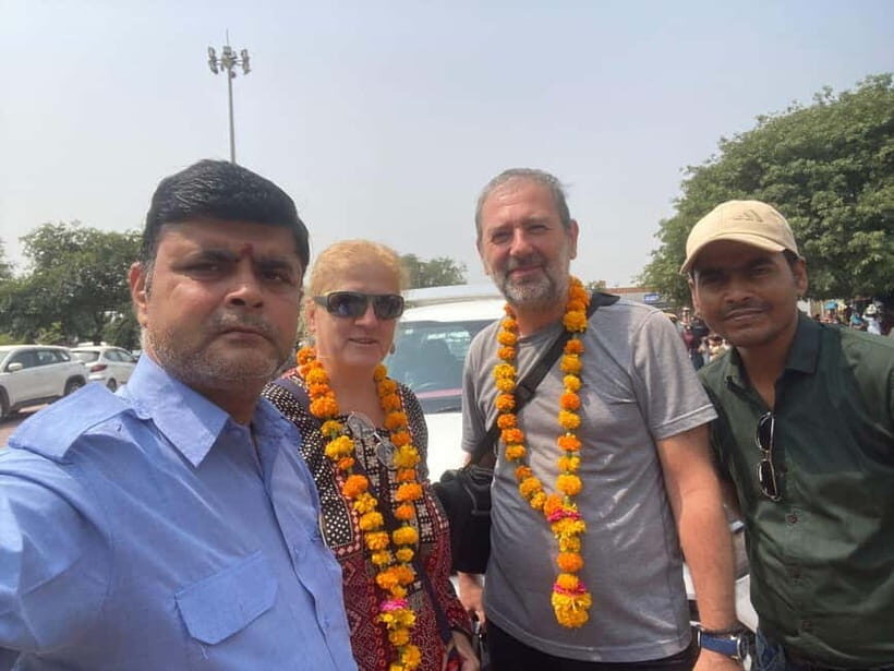 From Delhi: Private Taj Mahal & Agra Tour By SuperFast Train - Visiting the Icon: The Taj Mahal