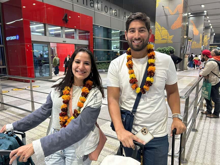 From Delhi Taj Mahal & Agra Full Day Round Trip - What Makes This Tour Stand Out?