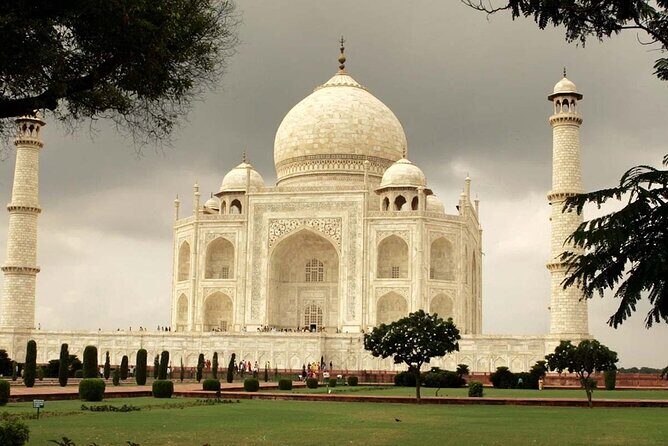 From Delhi: Taj Mahal and Agra Fort By Superfast Train - The Sum Up