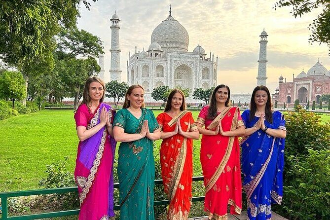 From Delhi : Taj Mahal Photoshoot in Indian Ethnic dresses - Discovering the Taj Mahal and Agra: A Deep Dive into the Experience