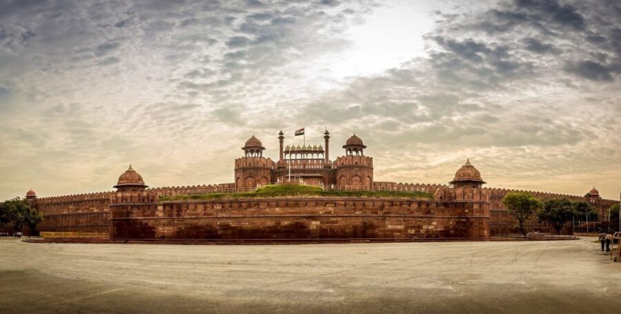 From Delhi: Taj Mahal Sunrise and Old Delhi Walking Tour - The Full Experience: What This Tour Offers in Detail