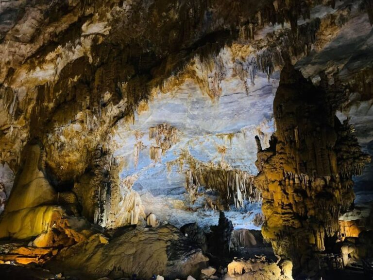 From Dong Hoi: Paradise Cave, Phong Nha Cave Tour, and Lunch - An In-Depth Look at the Tour Experience