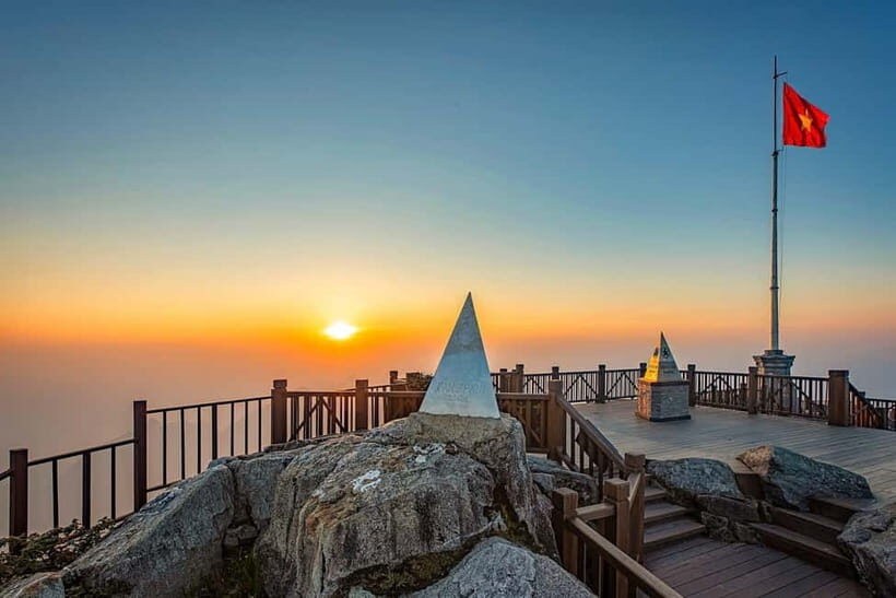 From Ha Noi: 2-Day Sapa and Fansipan Peak Tour with Cable - Fansipan: Reaching Vietnam’s Roof