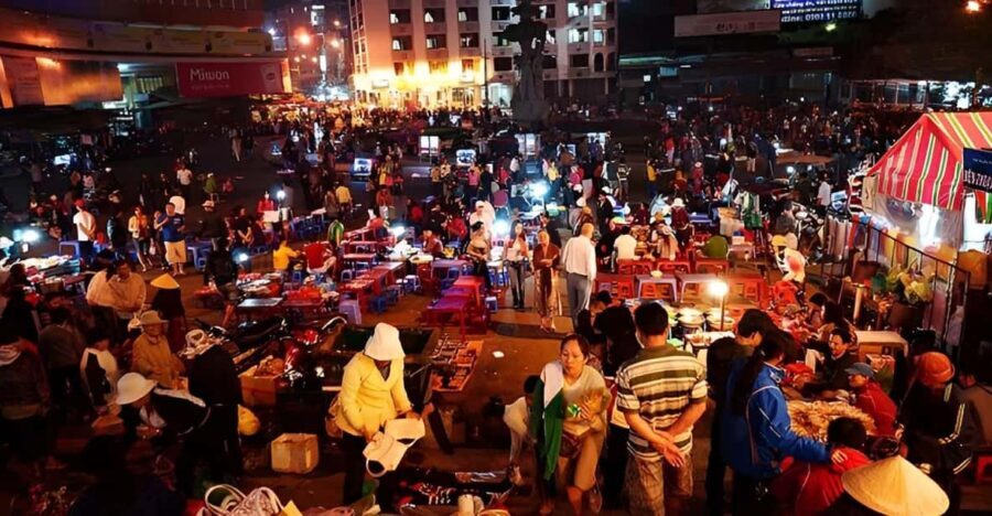 From Ha Noi: SAPA - FANSIPAN - CAT CAT VILLAGE 2 Day 1 Night - Ascending Fansipan: The Roof of Indochina