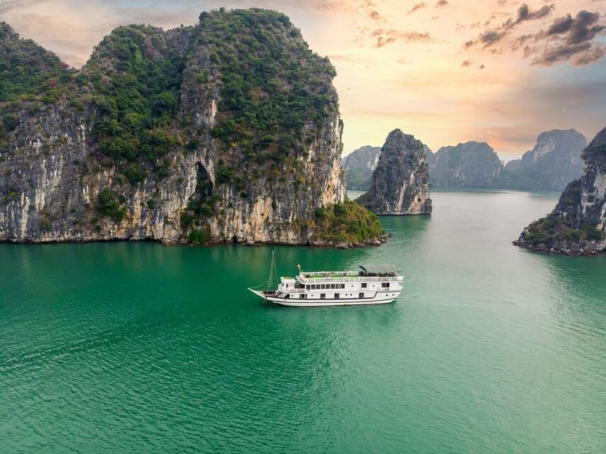 From Hanoi: 2-Day Ha Long Bay Boat Tour - An In-Depth Look at the 2-Day Ha Long Bay Tour