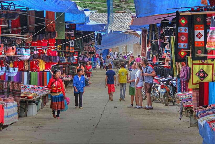 From Hanoi: 3-Day Sapa - Bac Ha Market Trekking Tour