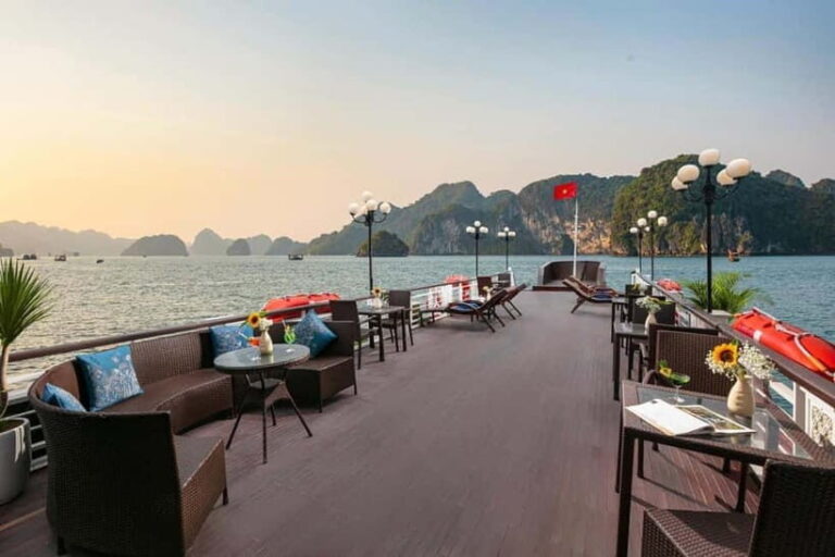From Hanoi/Ha Long:La Regina 4 star cruise - Bai Tu Long Bay - What Sets This Cruise Apart?