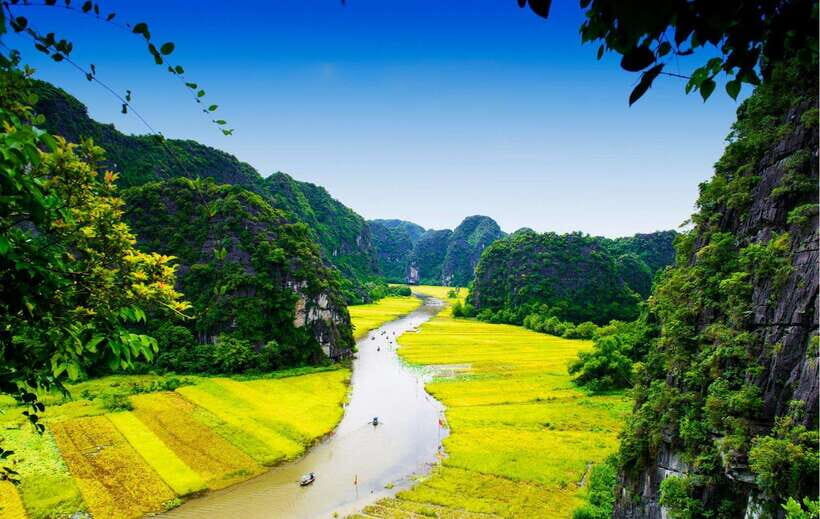 From Hanoi: Hoa Lu and Tam Coc Private Full-Day Trip - Practical Details and Considerations