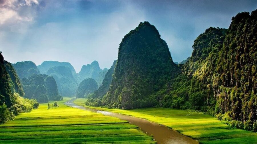 From Hanoi: Ninh Binh-Hoa Lu-Trang An-Mua-Cave-Buffet Lunch - Authentic Moments and Practical Tips