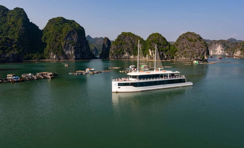 From Hanoi or Halong: Halong Bay Day Cruise - A Detailed Look at the Ha Long Bay Day Cruise