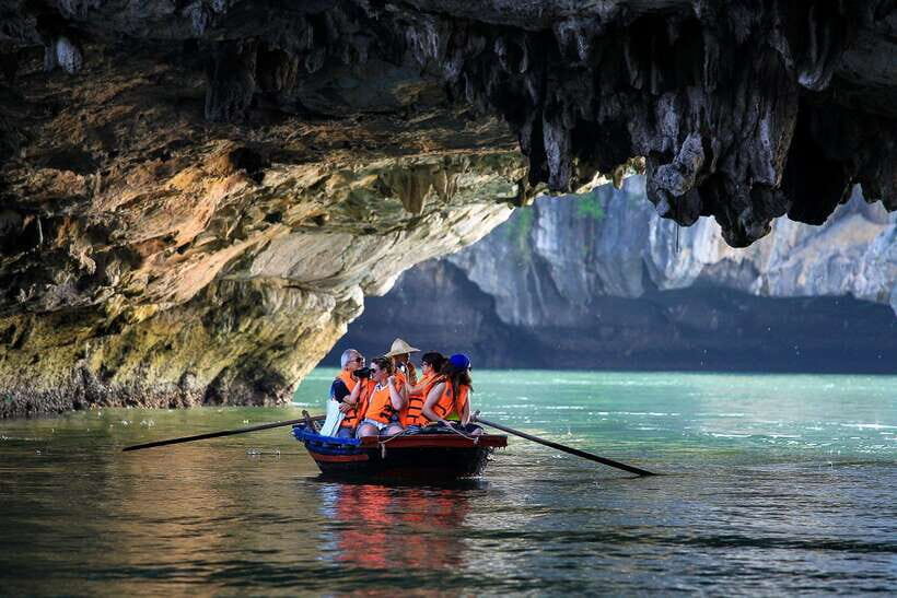 From Hanoi: Private Ha Long Bay Full-day Trip - The Cruise Experience