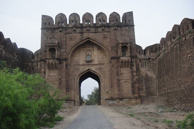 From Islamabad: Full Day Rohtas Fort (UNESCO Heritage Sight ) Guided Trip - Who Should Consider This Tour?