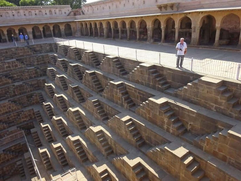 From Jaipur: Day Trip to Chand Baori and Bhangarh Fort - The Itinerary in Detail