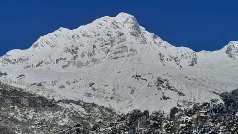 From Kathmandu: Lower Manaslu Guided 8-Day Trek - Practical Details