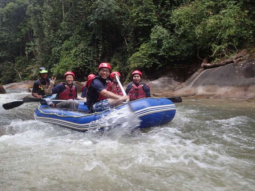 From Kuala Lumpur: Kampar River White Water Rafting - The Full Experience: What to Expect on the Day