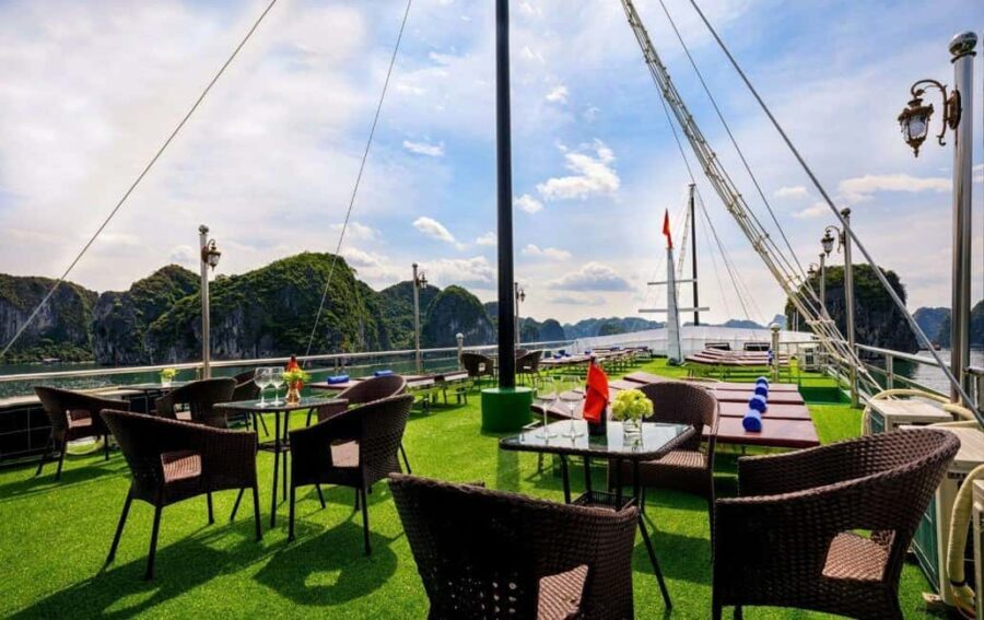 From Ninh Binh: 2-Day 4-Star Lan Ha & Halong Bay Cruise Tour - The Experience in Detail