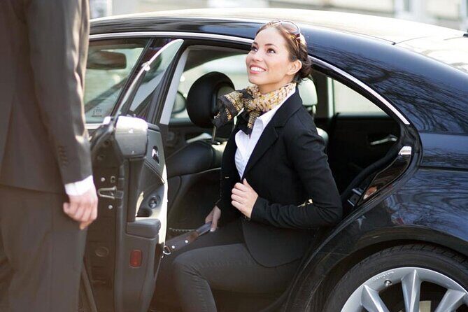 From Seattle Hotels - Hotel Transfer to Airport - Why Travelers Might Choose This Service