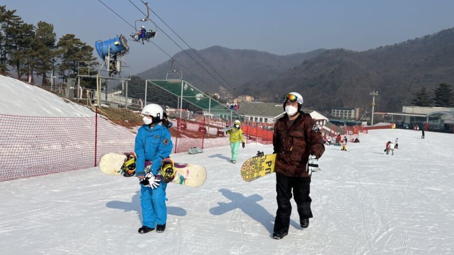 From Seoul: Yongpyong Ski Day Tour with Transportation - Authentic Experiences and Review Highlights