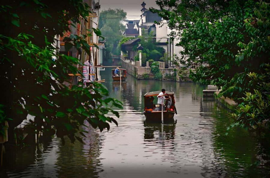 From Shanghai: Suzhou Day Trip with Garden & Temple - Exploring the Heart of Suzhou: What to Expect on Your Day Trip