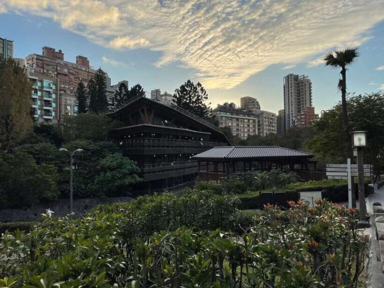 From Taipei: Beitou and Yangmingshan National Park Day Tour - A Deep Dive into the Tour Experience