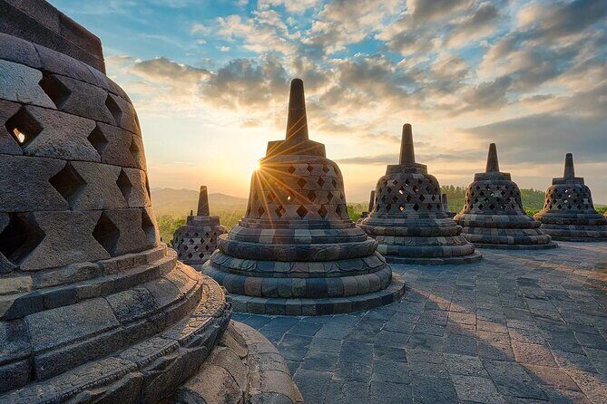 From Yogyakarta: Borobudur &Prambanan-Bromo-Waterfall-Ijen 6 Days - Who Is This Tour Best For?