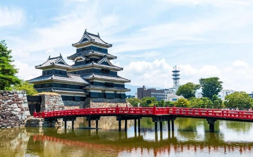 Fukuoka: Itoshima, Karatsu Castle & Shrines Private Tour - Why This Tour Is a Great Choice