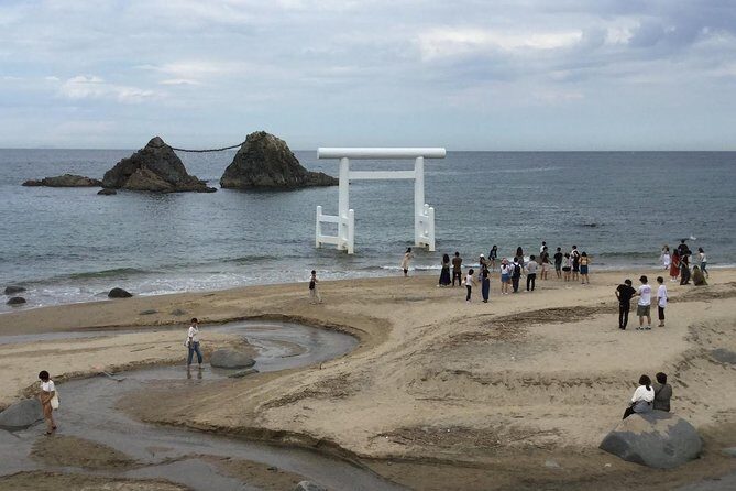 Fukuoka Nature and Cultural Sightseeing Tour - Who Should Consider This Tour?