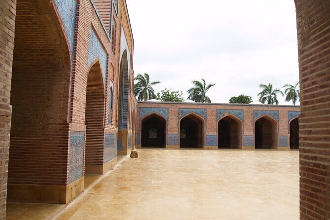 Full Day Karachi to Thatta Unesco Sites Tour - Practical Details and What You Can Expect