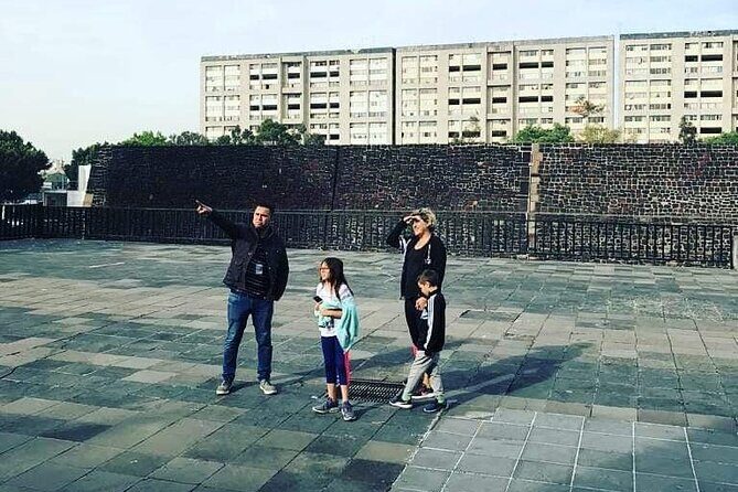 Full Day Tour to the Pyramids of Teotihuacan in Mexico - Transportation and Group Size