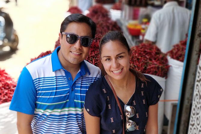 Full Day Tour with Guide, Bollywood Dance, Lunch & Spice Market - An In-Depth Look at the Mumbai Experience