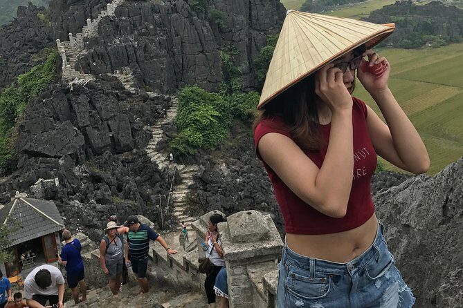 Full-Day Trang An, Hoa Lu and Mua Cave Tour with Lunch - Detailed Exploration of the Tour Experience