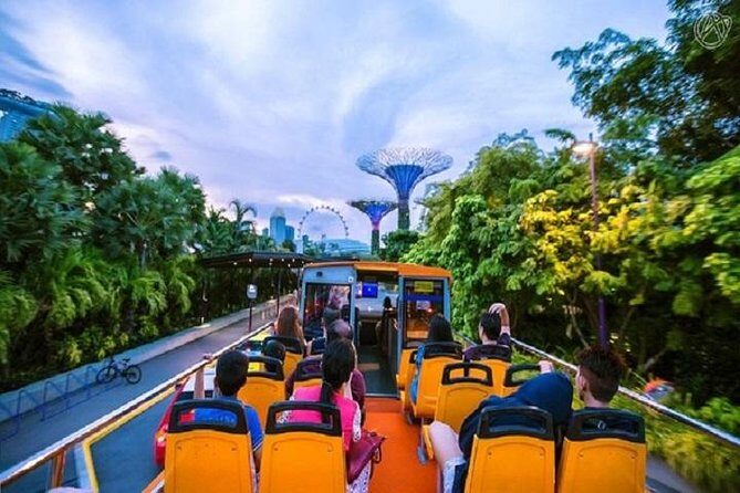 FunVee Sightseeing Hop On Hop Off Day Pass - Key Points