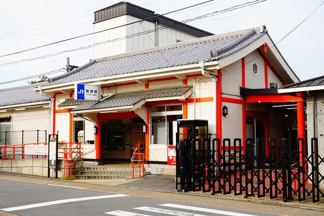 Fushimi Inari Mountain Hiking Tour with a Local Guide - Who Should Book This Tour?