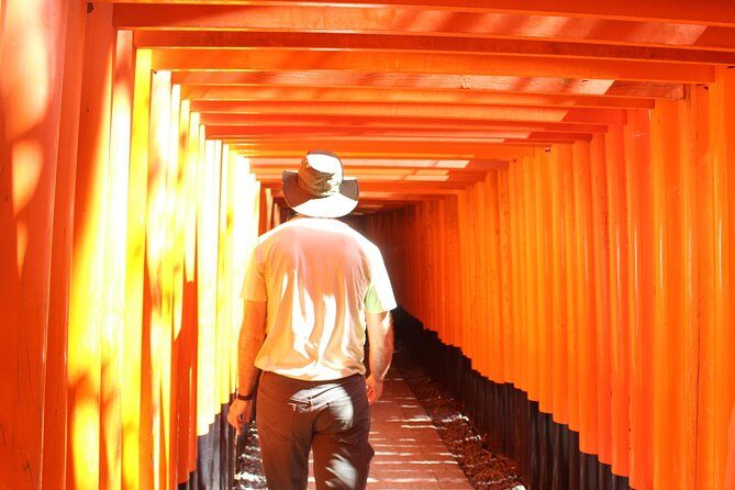 Fushimi Inari Shrine: Explore the 1,000 Torii Gates on an audio walking tour - The Experience: A Detailed Look at the Tour Itinerary